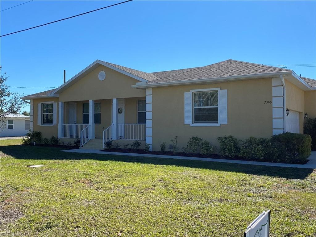 2300 Jackson Ave, Naples, FL 34112-1