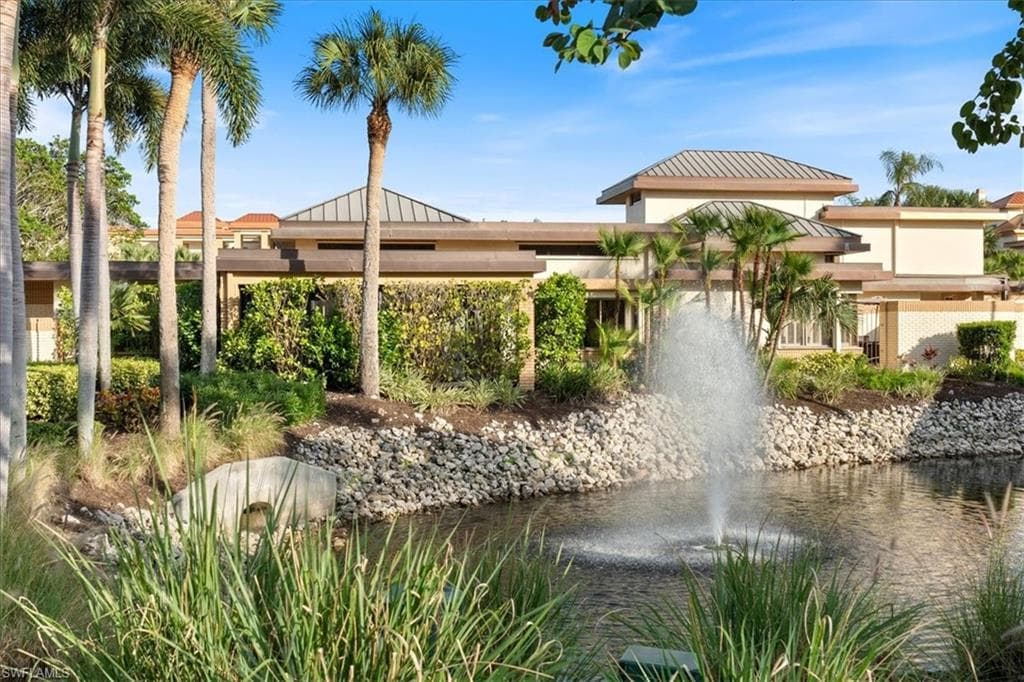 6740 Pelican Bay Blvd, Naples, FL 34108-9