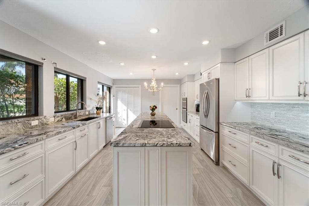 6740 Pelican Bay Blvd, Naples, FL 34108-25
