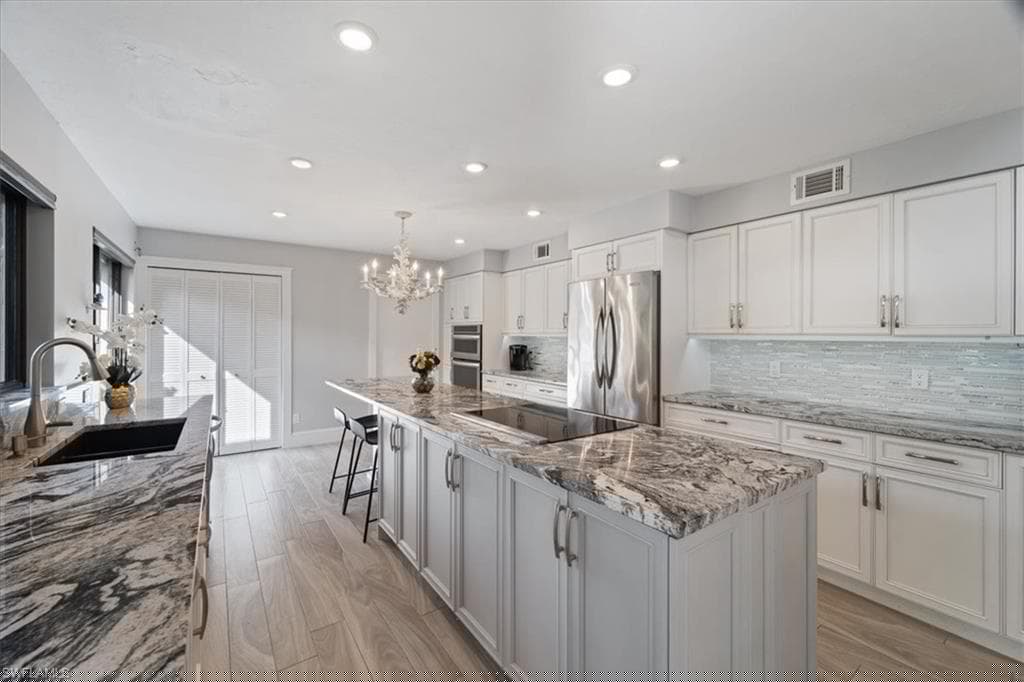 6740 Pelican Bay Blvd, Naples, FL 34108-27