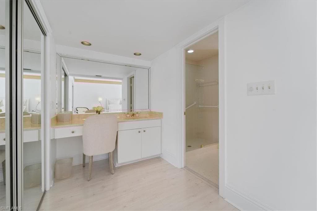 6740 Pelican Bay Blvd, Naples, FL 34108-35