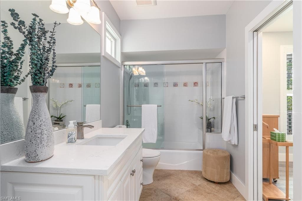 90 Seas Ct, Marco Island, FL 34145-22