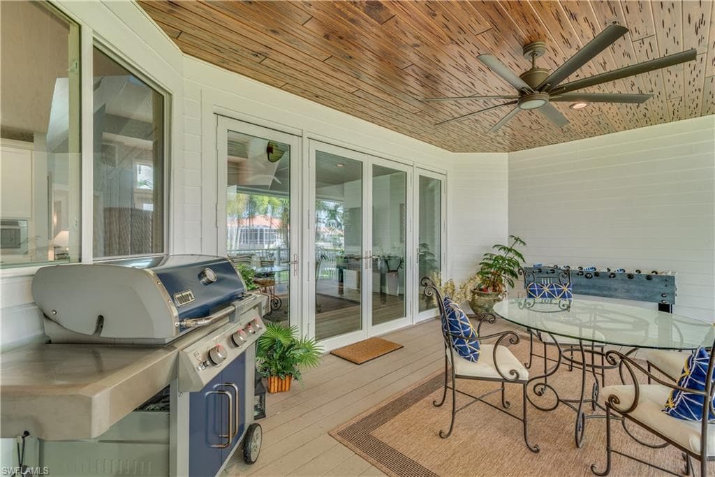 90 Seas Ct, Marco Island, FL 34145-28