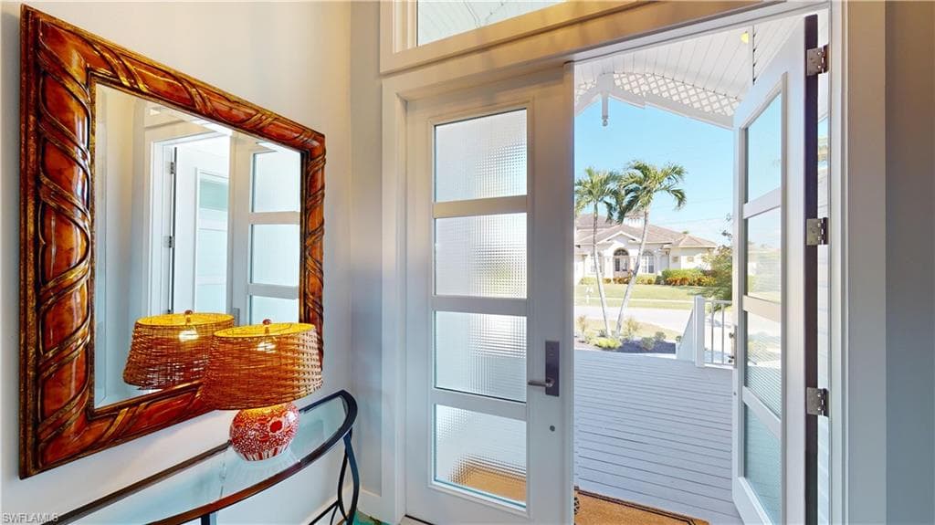 90 Seas Ct, Marco Island, FL 34145-32