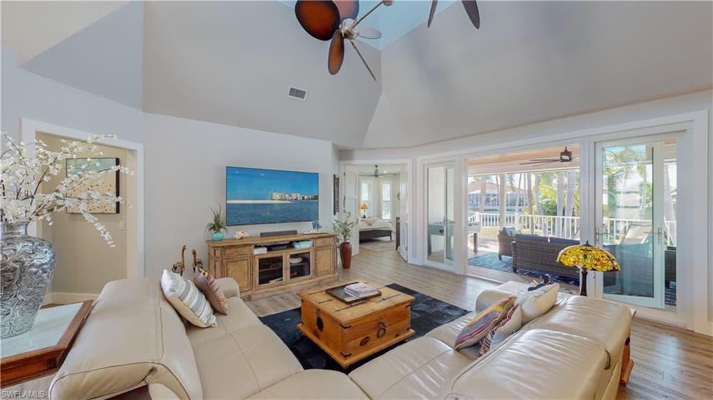90 Seas Ct, Marco Island, FL 34145-40