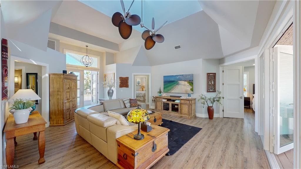 90 Seas Ct, Marco Island, FL 34145-43