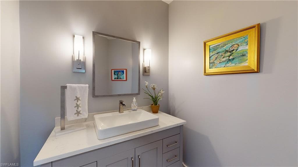 90 Seas Ct, Marco Island, FL 34145-47