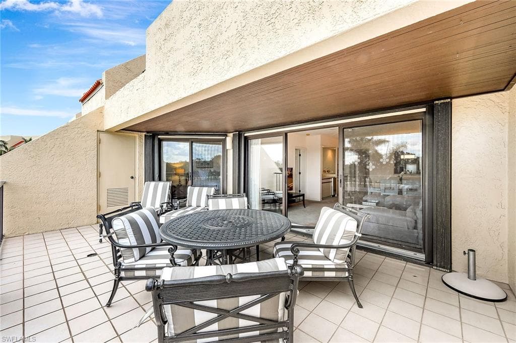 6360 Pelican Bay Blvd 304c, Naples, FL 34108-4