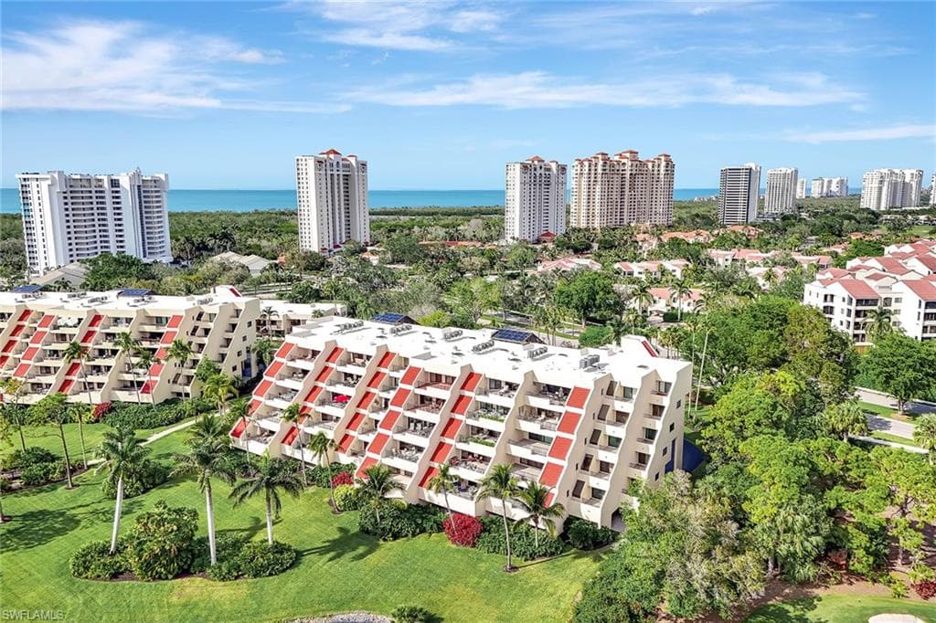 6360 Pelican Bay Blvd 304c, Naples, FL 34108-6