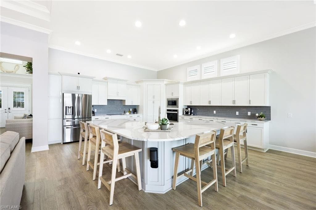 6493 Arriba Ave, Naples, FL 34113-12
