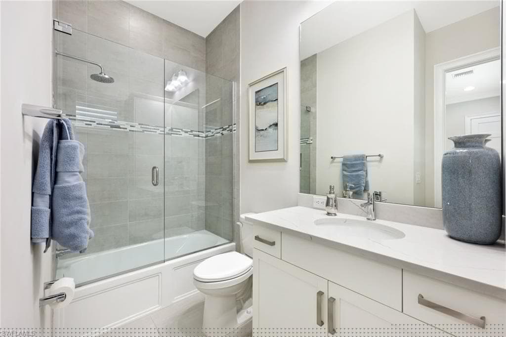 6493 Arriba Ave, Naples, FL 34113-26