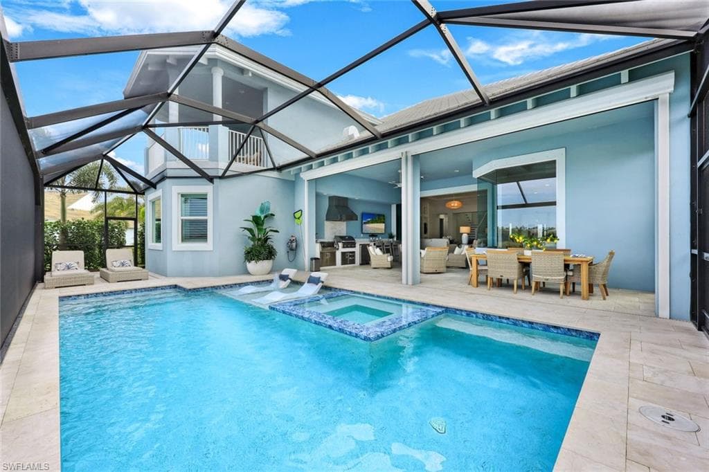 6493 Arriba Ave, Naples, FL 34113-33