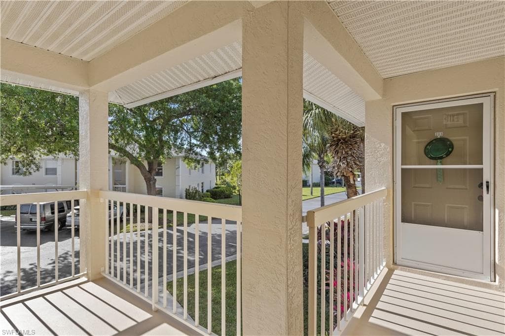721 Landover Ct 203, Naples, FL 34104-16