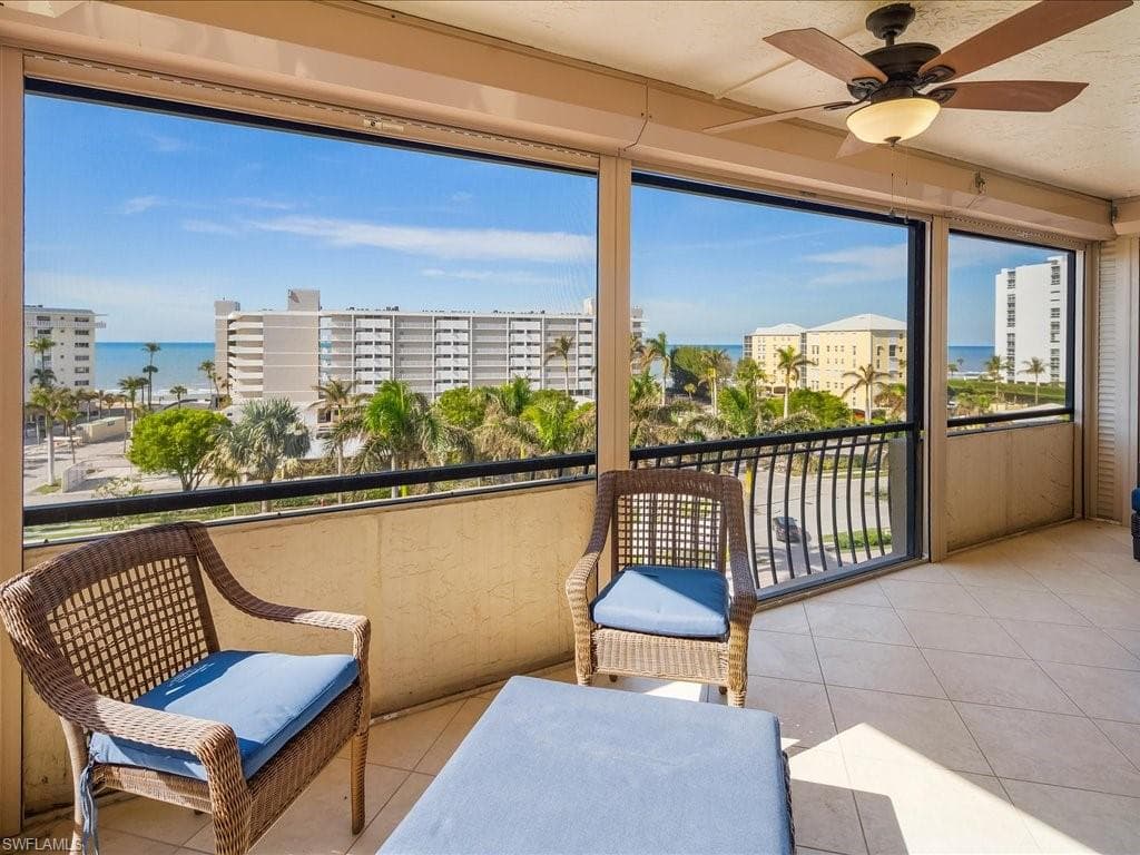 3430 Gulf Shore Blvd N 6i, Naples, FL 34103-27