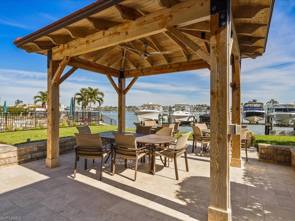 3430 Gulf Shore Blvd N 6i, Naples, FL 34103-46