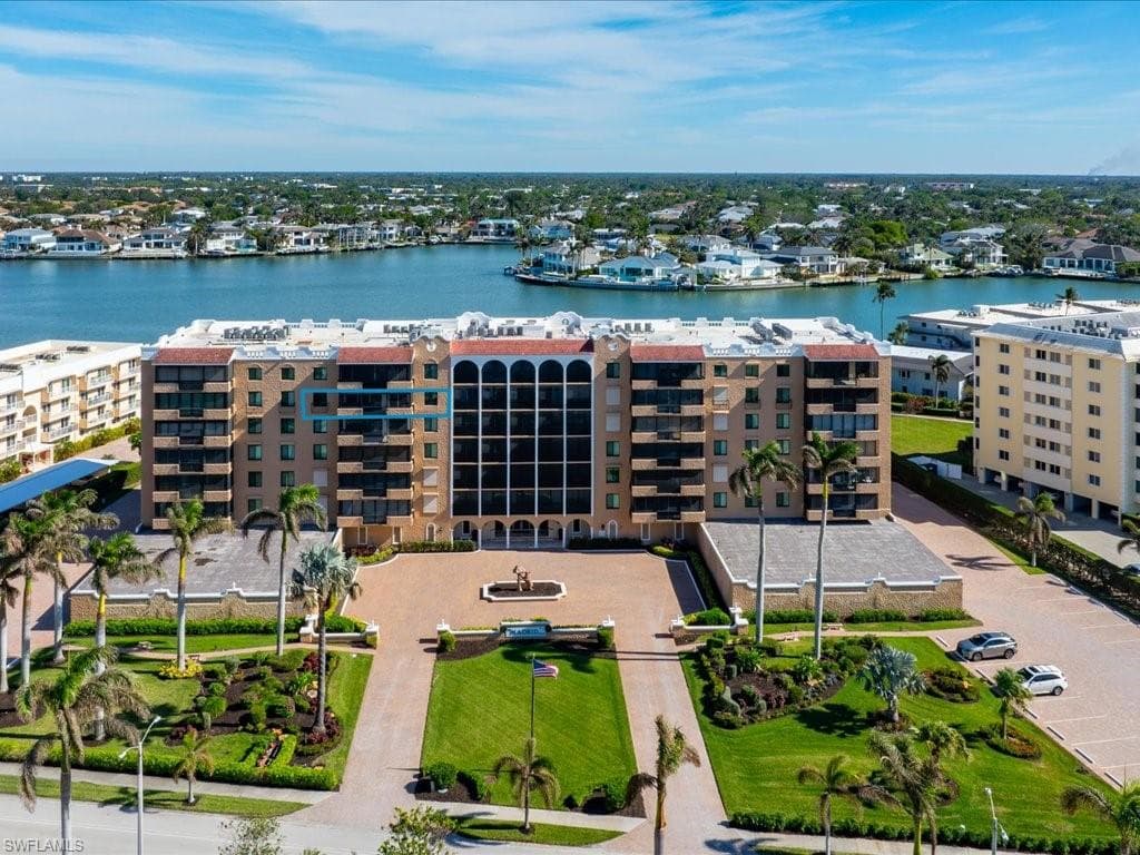 3430 Gulf Shore Blvd N 6i, Naples, FL 34103-48