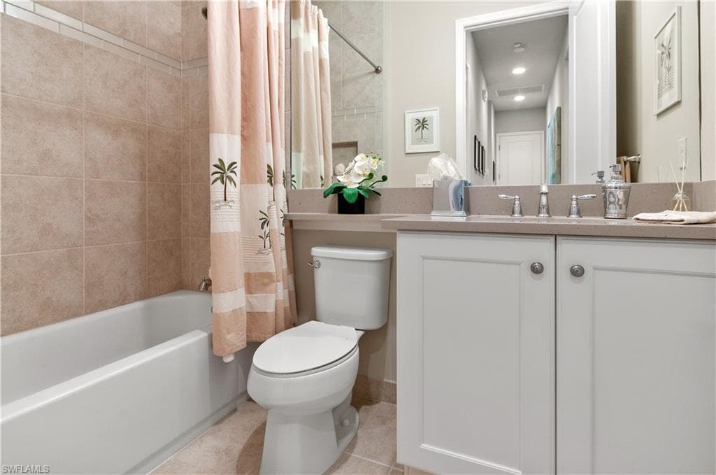28463 Burano Dr, Bonita Springs, FL 34135-22