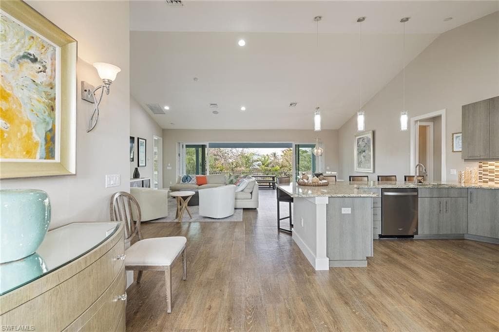 21690 Indian Bayou Dr, Fort Myers Beach, FL 33931-4