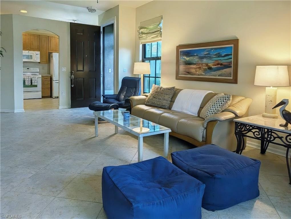 7805 Woodbrook Cir 1, Naples, FL 34104-10