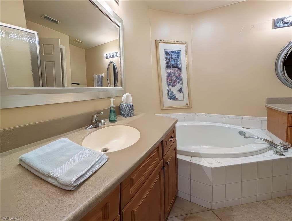 7805 Woodbrook Cir 1, Naples, FL 34104-30