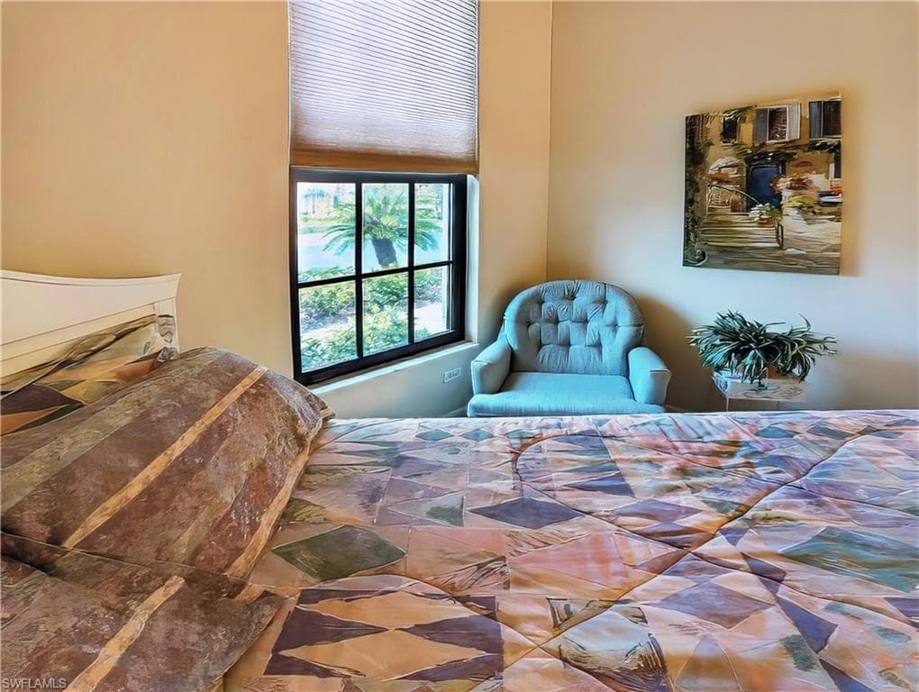 7805 Woodbrook Cir 1, Naples, FL 34104-33
