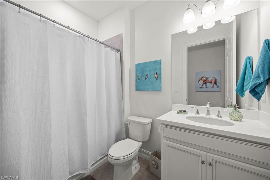 28419 Captiva Shell Loop, Bonita Springs, FL 34135-9