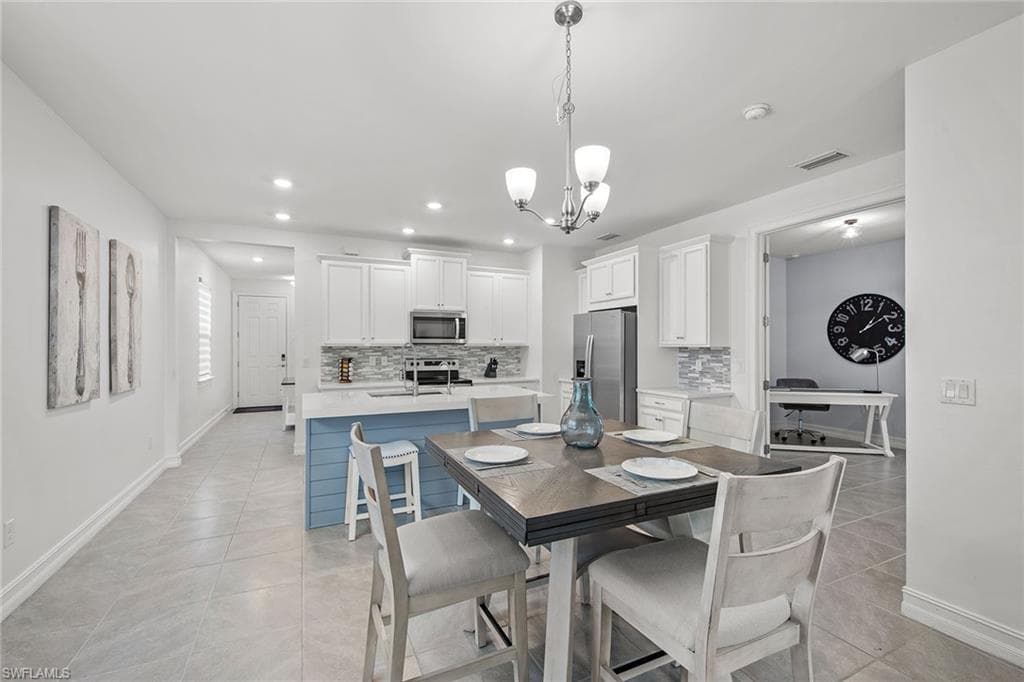 28419 Captiva Shell Loop, Bonita Springs, FL 34135-14
