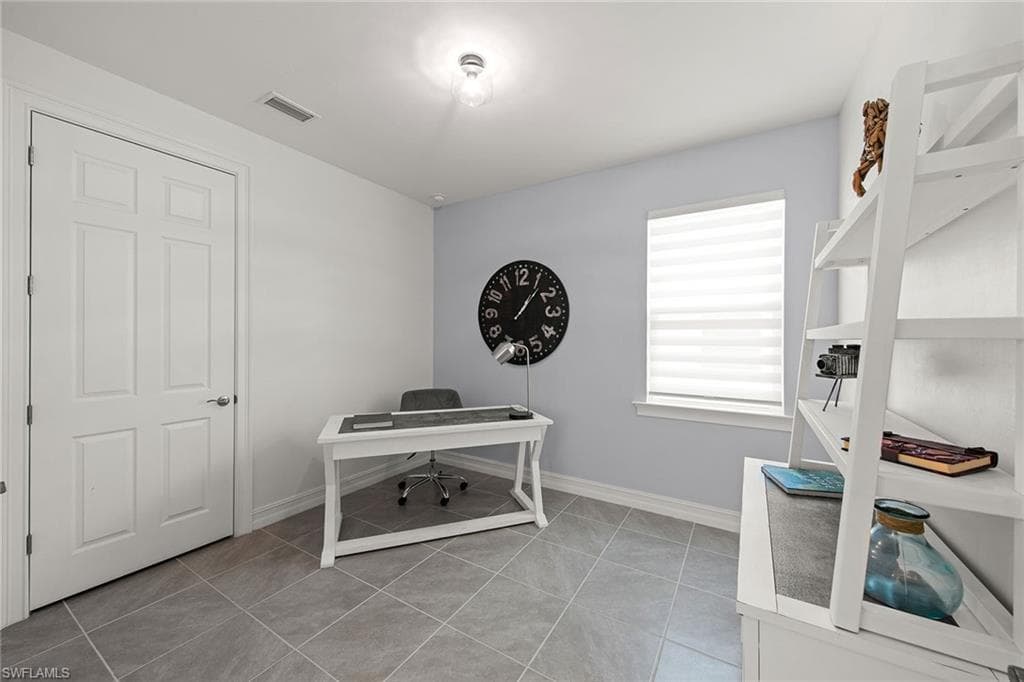 28419 Captiva Shell Loop, Bonita Springs, FL 34135-17