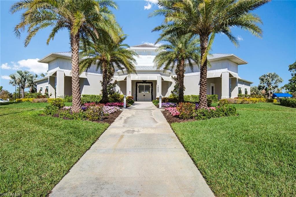 28419 Captiva Shell Loop, Bonita Springs, FL 34135-28