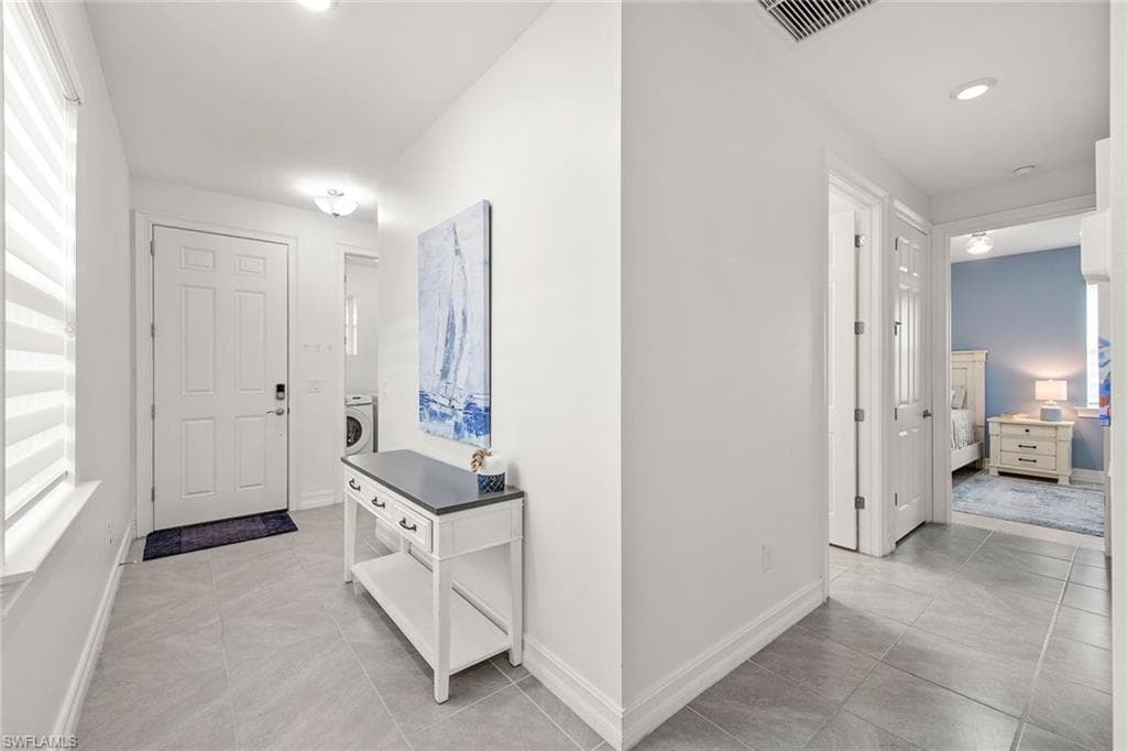28419 Captiva Shell Loop, Bonita Springs, FL 34135-5