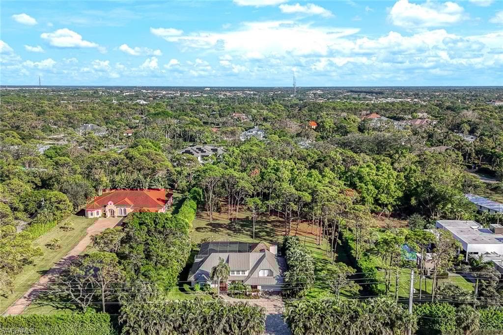 6516 Trail Blvd, Naples, FL 34108-31