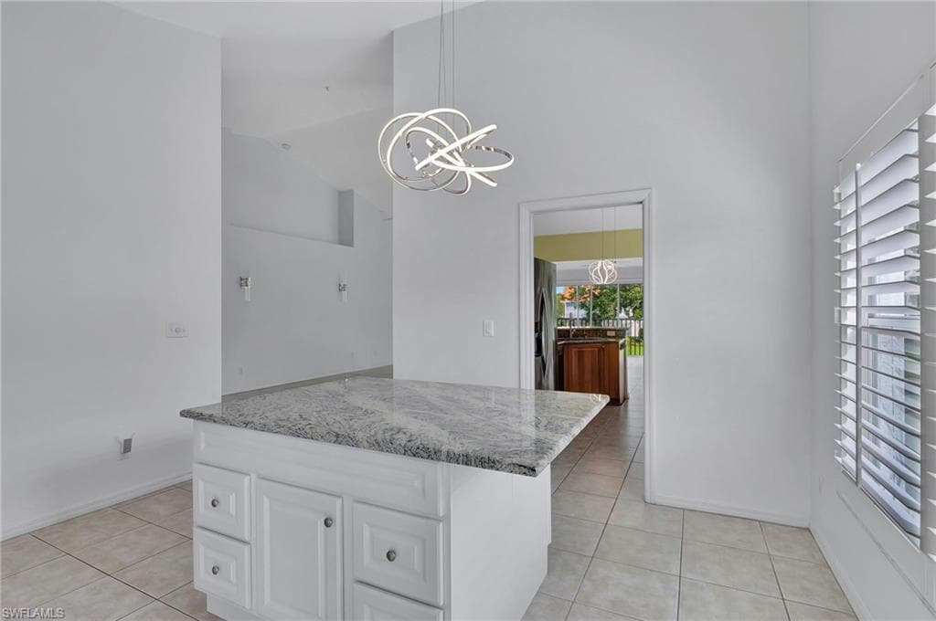 5135 Cobble Creek Ct F204, Naples, FL 34110-16