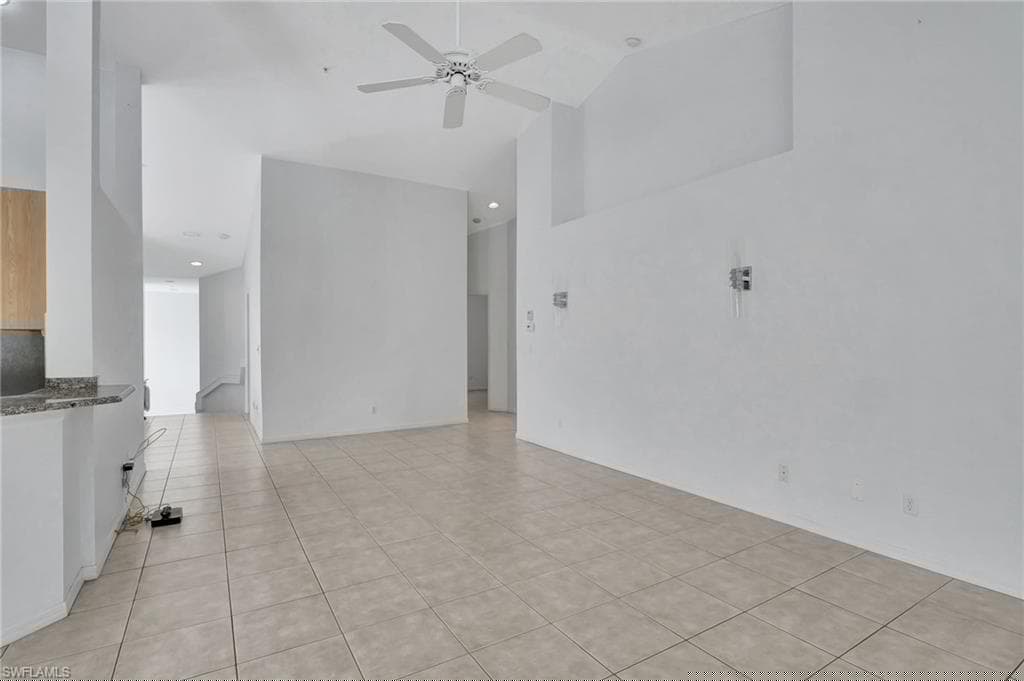 5135 Cobble Creek Ct F204, Naples, FL 34110-17