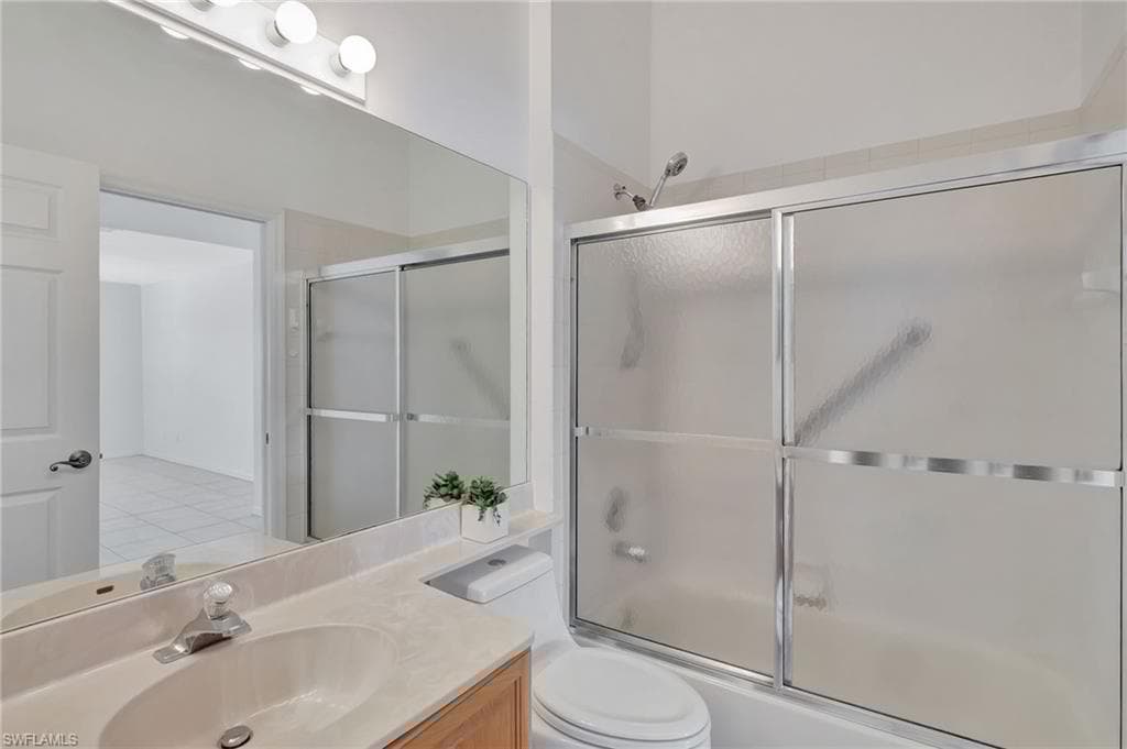 5135 Cobble Creek Ct F204, Naples, FL 34110-27
