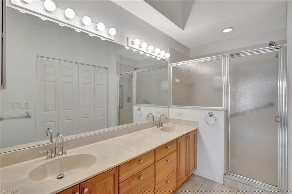 5135 Cobble Creek Ct F204, Naples, FL 34110-28