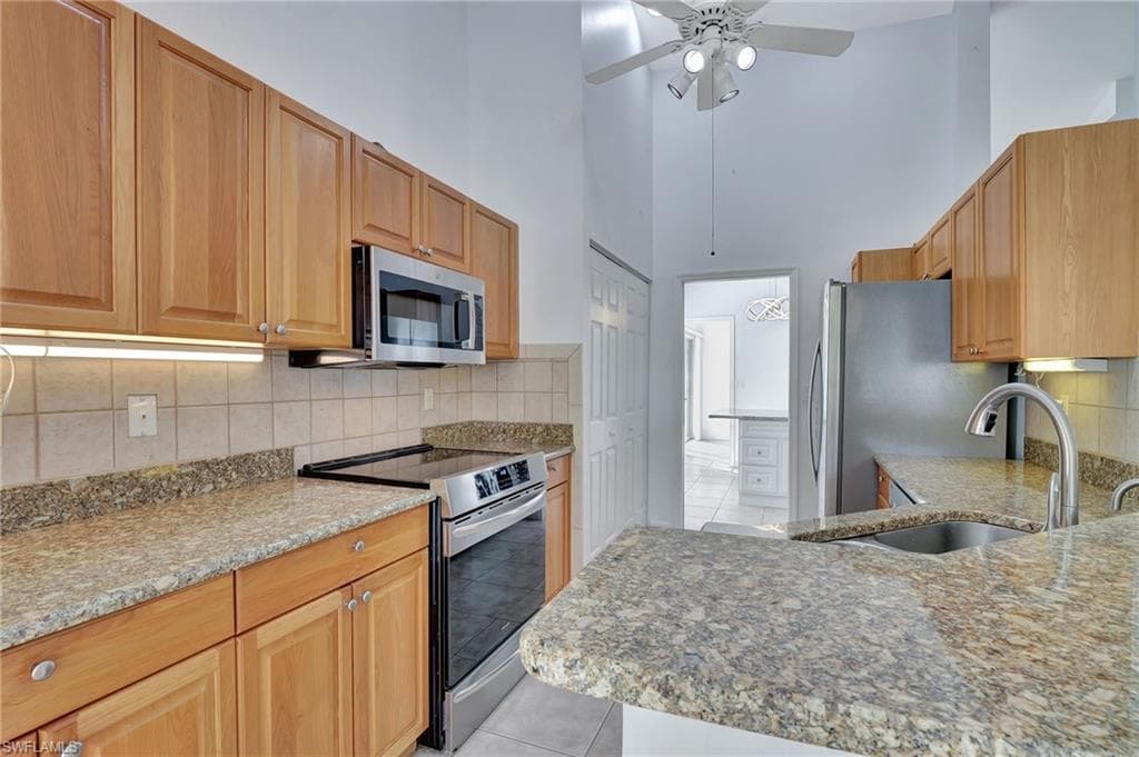 5135 Cobble Creek Ct F204, Naples, FL 34110-5