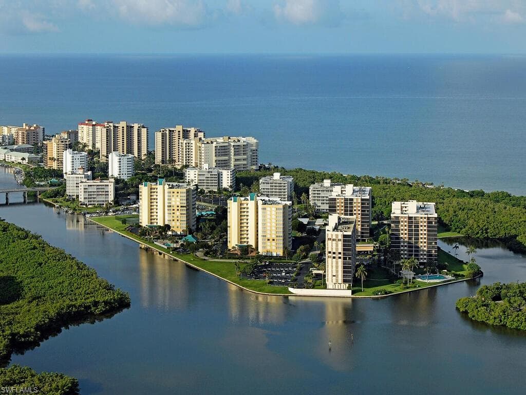 25 Bluebill Ave A-401, Naples, FL 34108-23