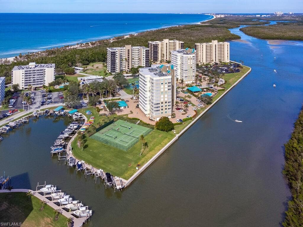 25 Bluebill Ave A-401, Naples, FL 34108-28