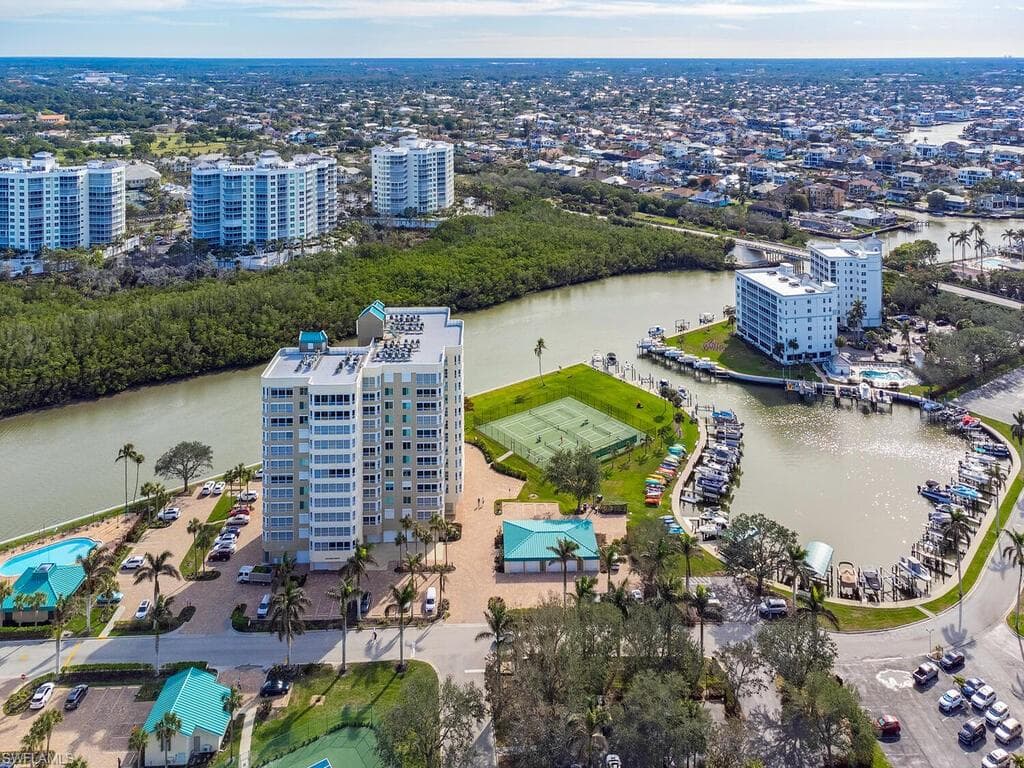 25 Bluebill Ave A-401, Naples, FL 34108-30