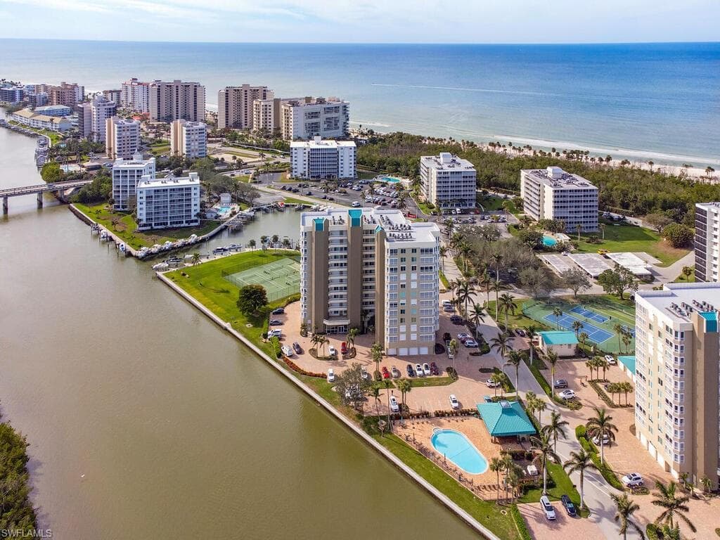 25 Bluebill Ave A-401, Naples, FL 34108-34