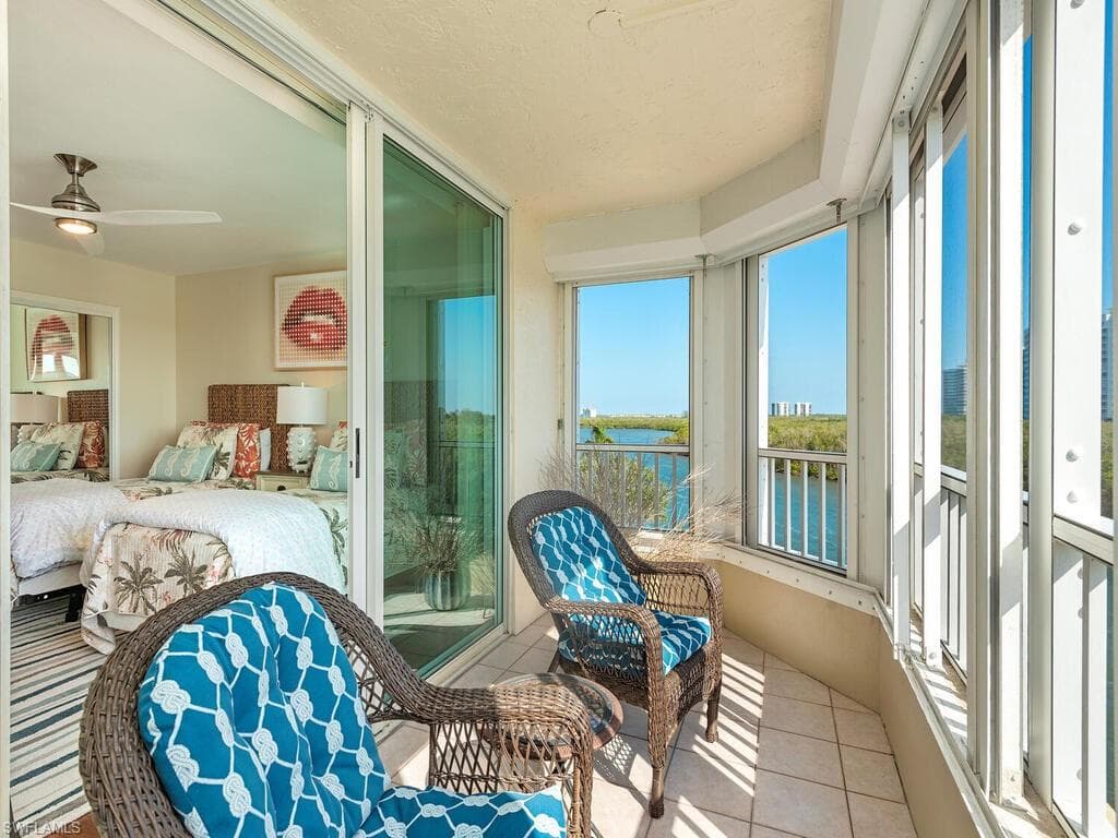 25 Bluebill Ave A-401, Naples, FL 34108-5