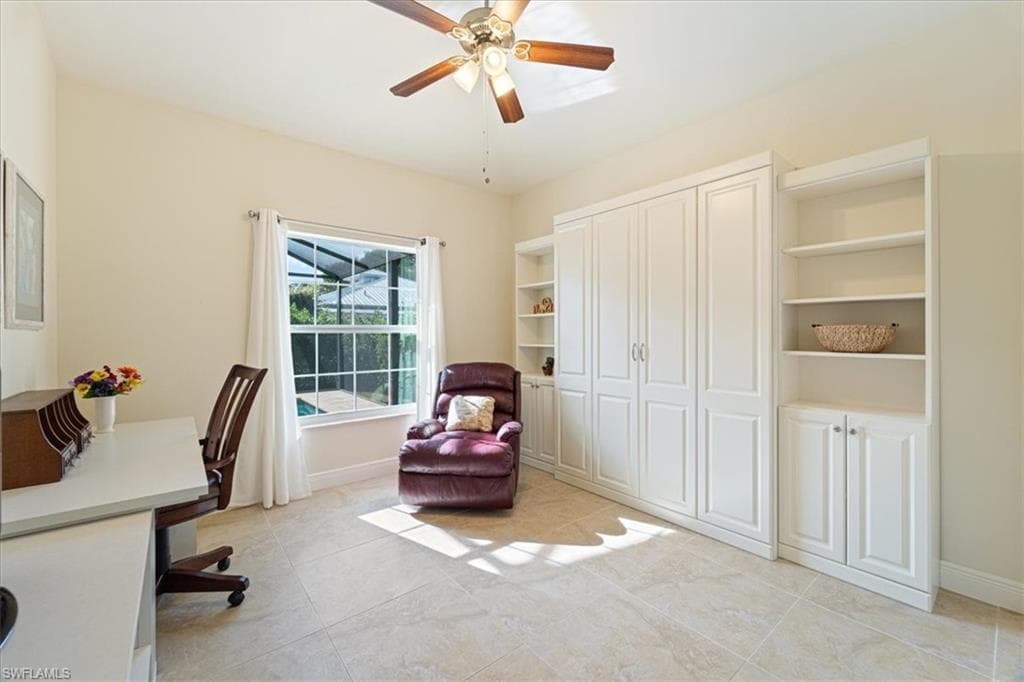 732 7th Ave N, Naples, FL 34102-31