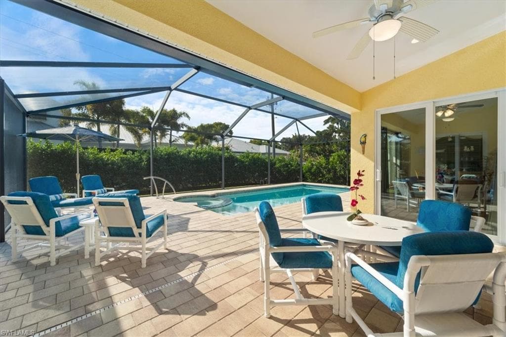 732 7th Ave N, Naples, FL 34102-35