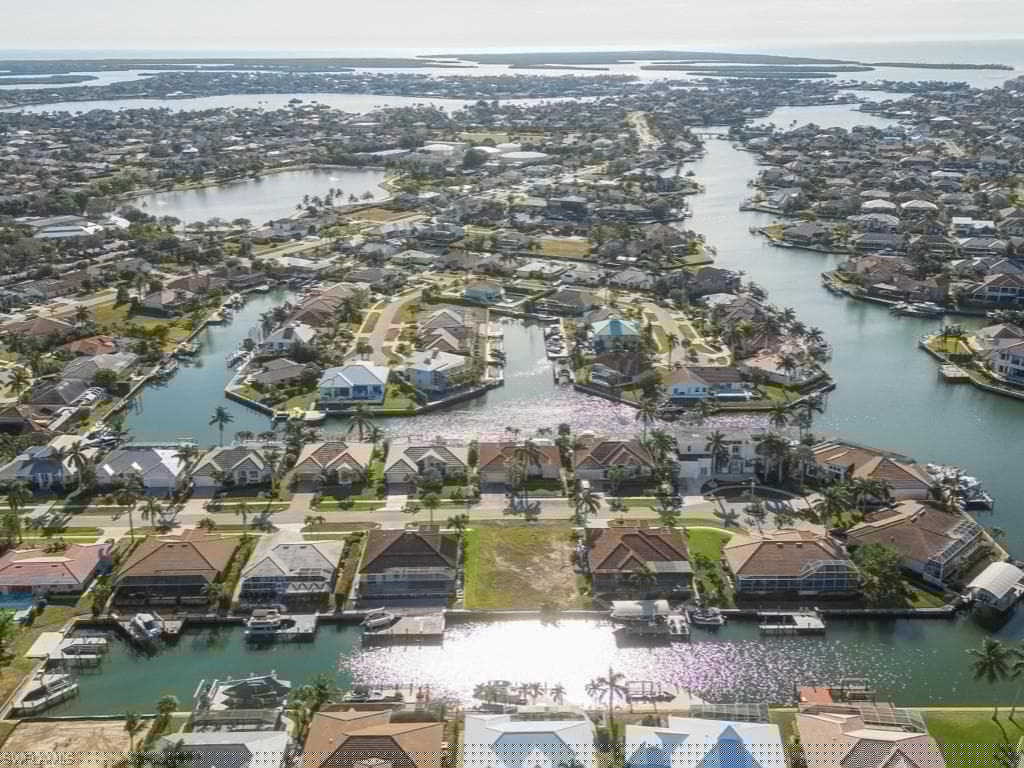 1224 Mistletoe Ct, Marco Island, FL 34145-13
