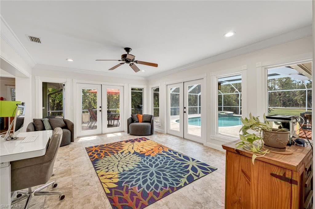 241 25th St NW, Naples, FL 34120-10