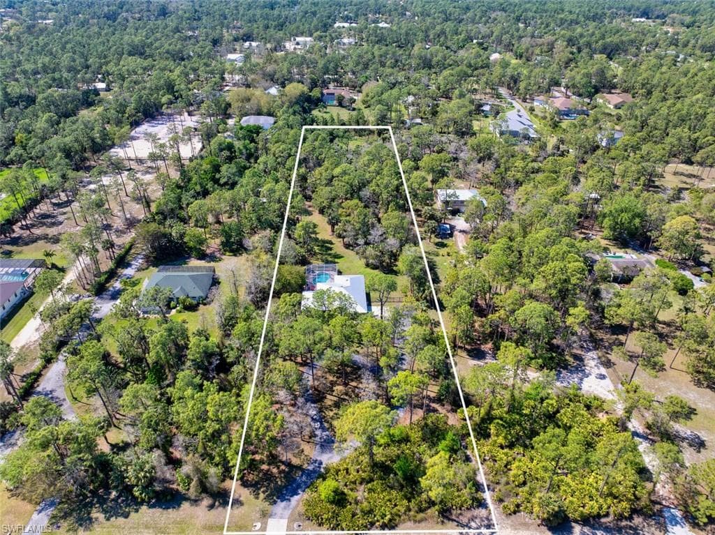 241 25th St NW, Naples, FL 34120-23