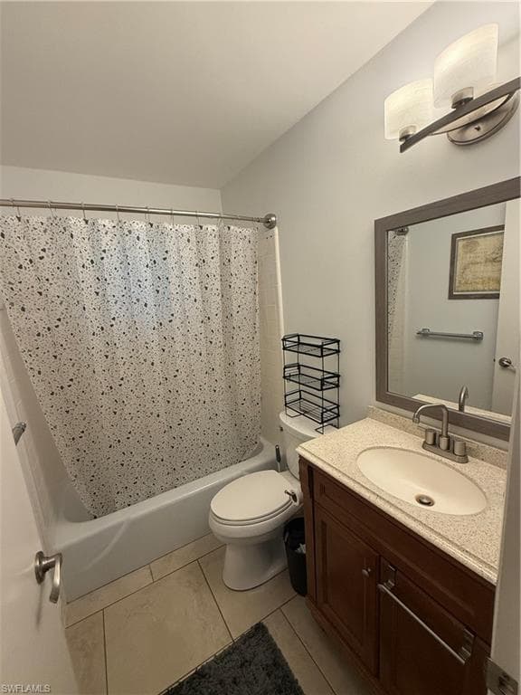 171 Crown Dr 10, Naples, FL 34110-14