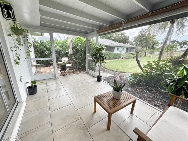 171 Crown Dr 10, Naples, FL 34110-15