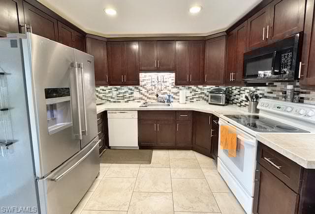 171 Crown Dr 10, Naples, FL 34110-3