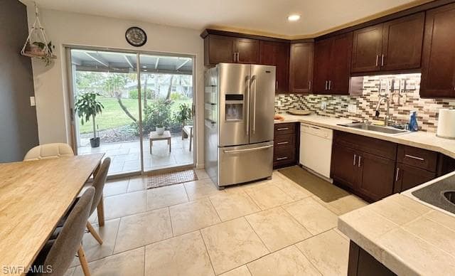 171 Crown Dr 10, Naples, FL 34110-5